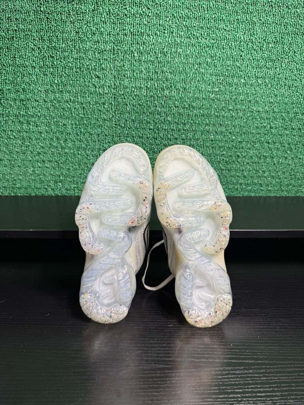 Nike Air VaporMax 2021 Flyknit Sneakers - Picture 5 of 5
